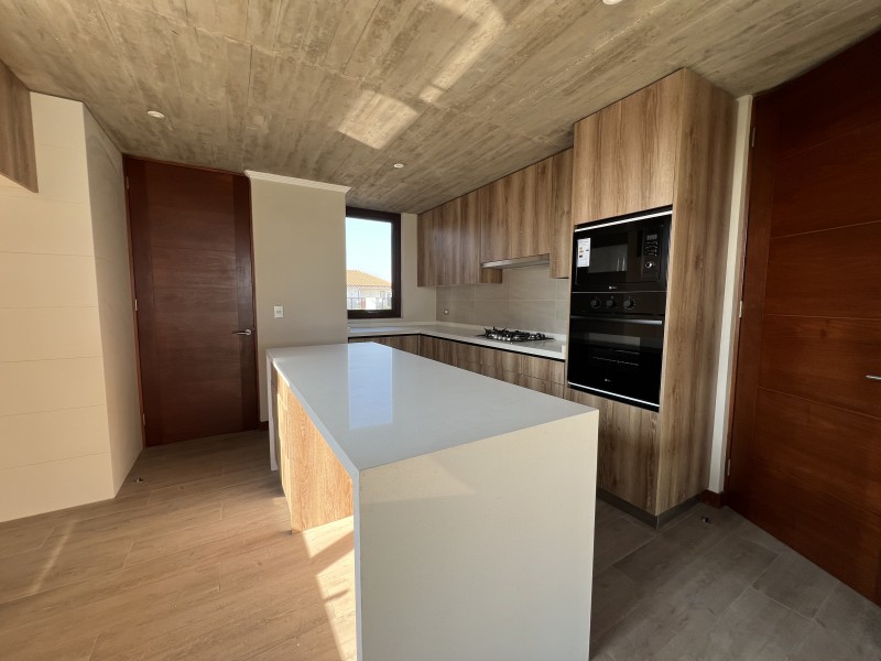 Se Vende Casa Nueva en Reserva las Rastras Talca!