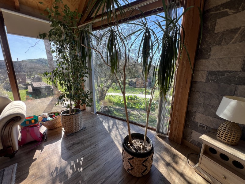 en Venta Parcela Con 2 Cabañas Km 6 Pencahue!