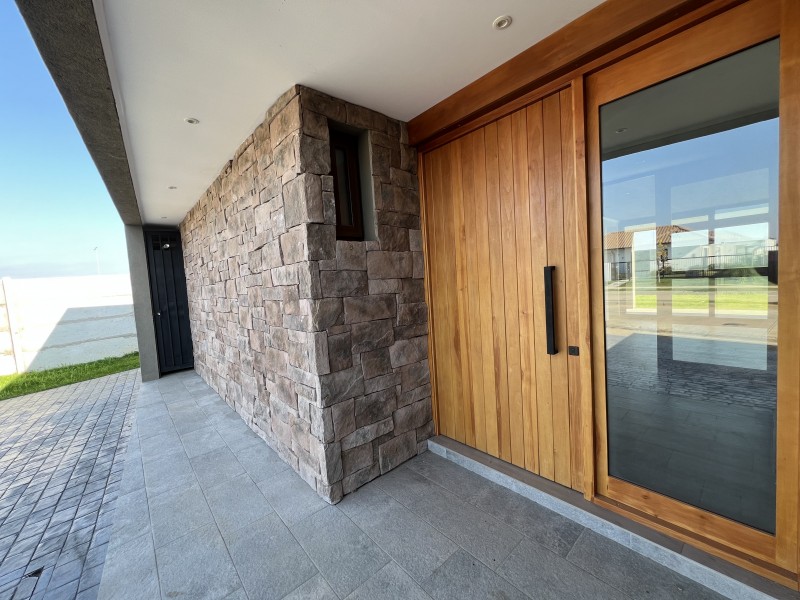 Se Vende Casa Nueva en Reserva las Rastras Talca!