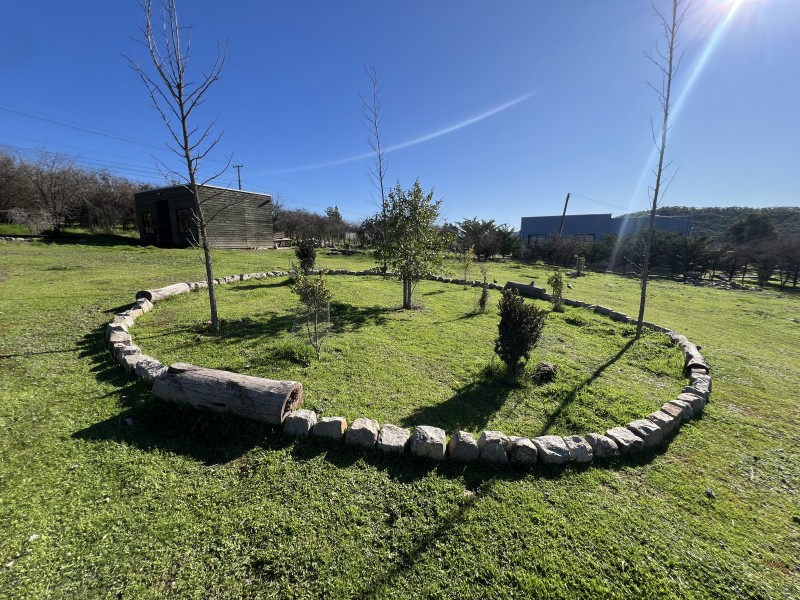 en Venta Parcela Con 2 Cabañas Km 6 Pencahue!