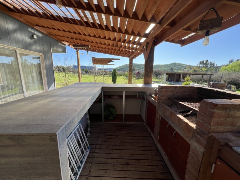 en Venta Parcela Con 2 Cabañas Km 6 Pencahue!