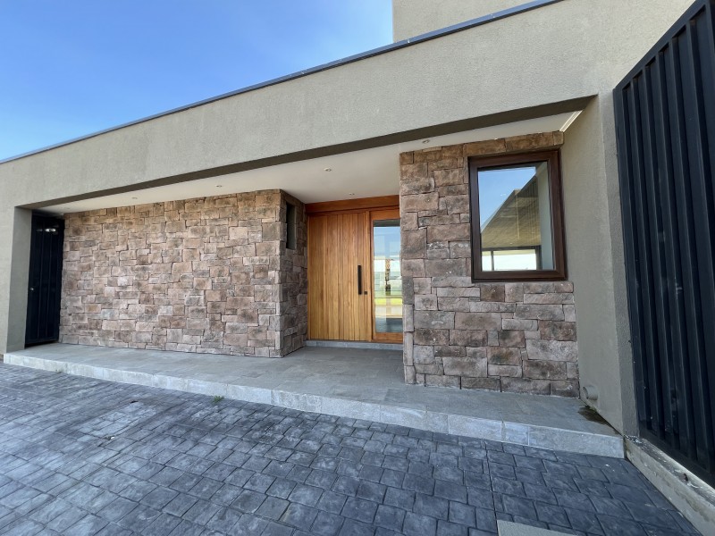 Se Vende Casa Nueva en Reserva las Rastras Talca!