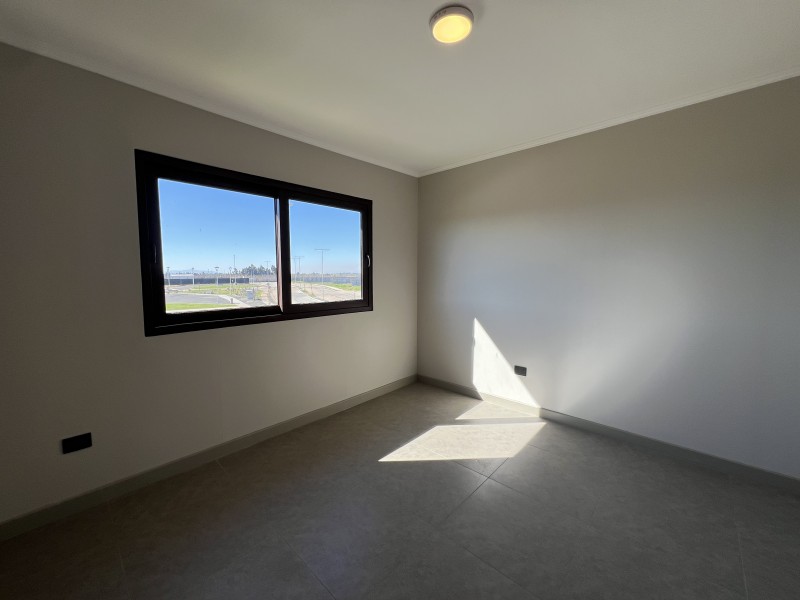en Arriendo Casa Nueva Condominio Reserva las Rastras Talca!