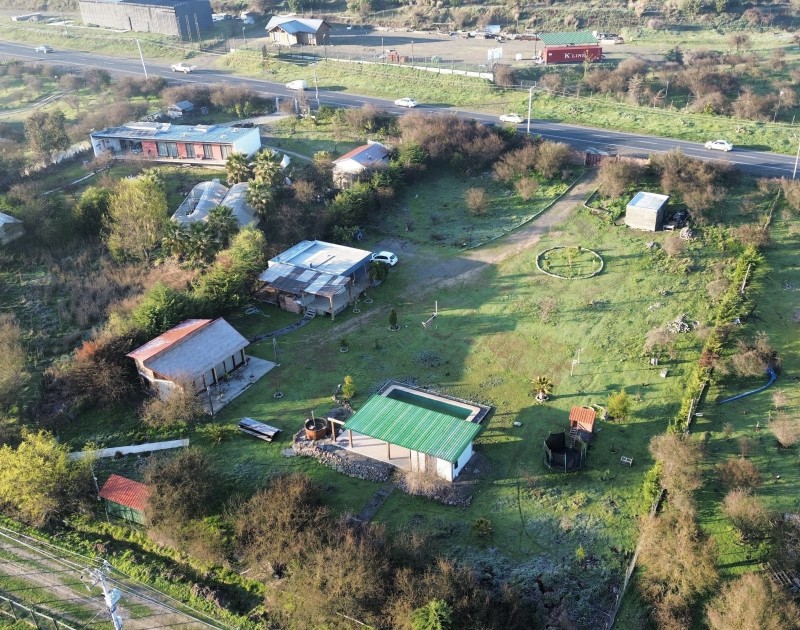 en Venta Parcela Con 2 Cabañas Km 6 Pencahue!