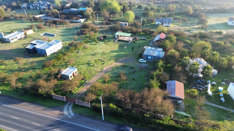 en Venta Parcela Con 2 Cabañas Km 6 Pencahue!