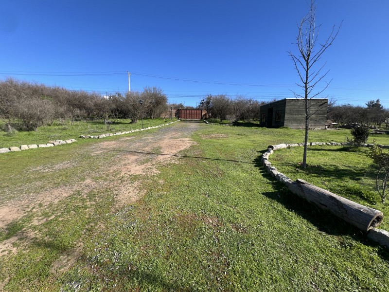 en Venta Parcela Con 2 Cabañas Km 6 Pencahue!