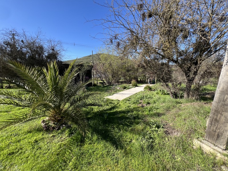en Venta Parcela Con 2 Cabañas Km 6 Pencahue!