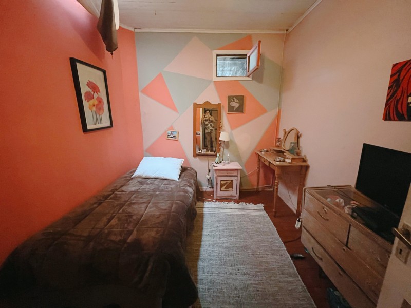 Se Vende Amplia Casa en Excelente Sector de Linares