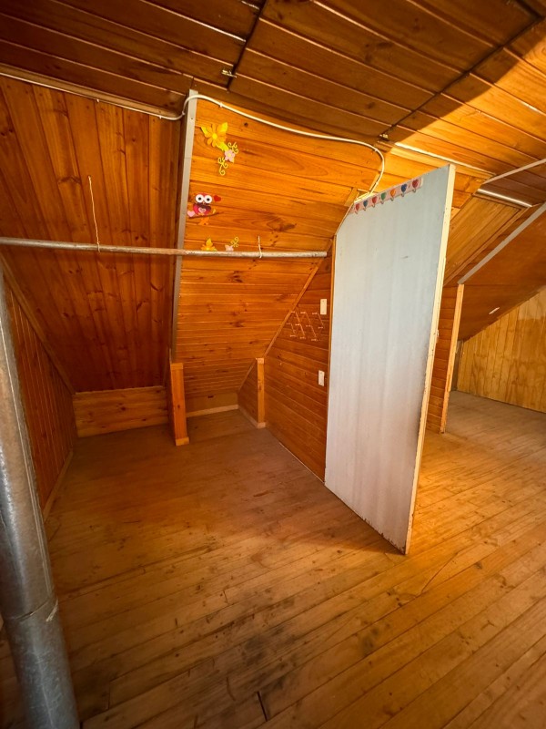 Casa de Dos Pisos en Venta, Villa Don Sebastian, Talca.