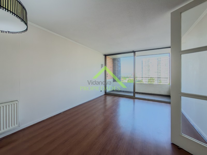 Teresa Vial / Metro San Miguel / el Llano