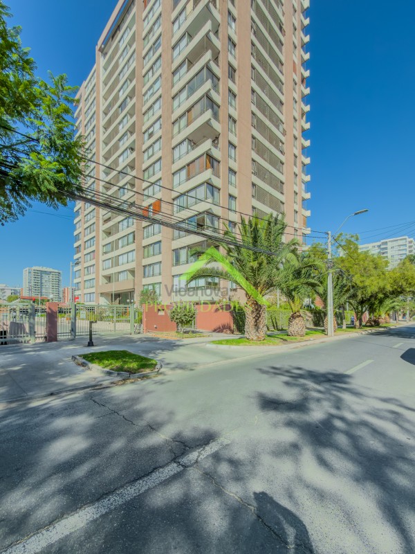 Teresa Vial / Metro San Miguel / el Llano