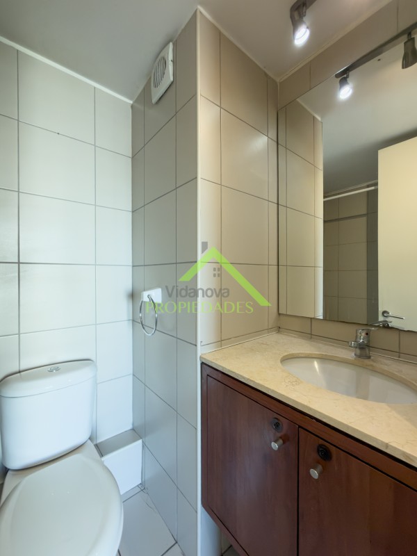 Teresa Vial / Metro San Miguel / el Llano