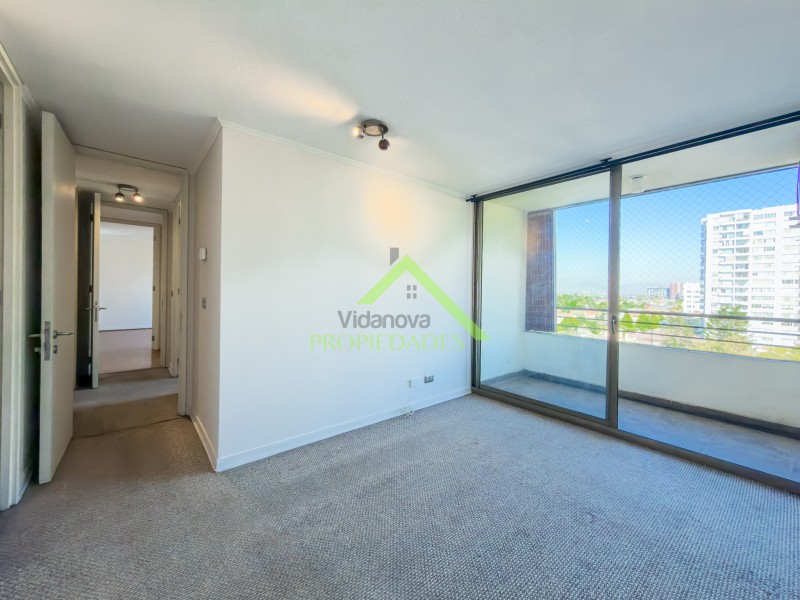 Teresa Vial / Metro San Miguel / el Llano