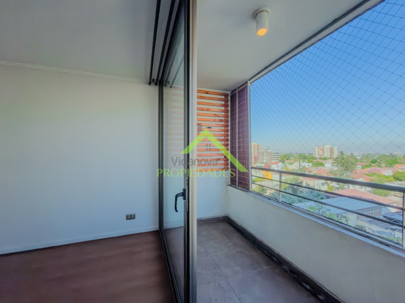 Teresa Vial / Metro San Miguel / el Llano