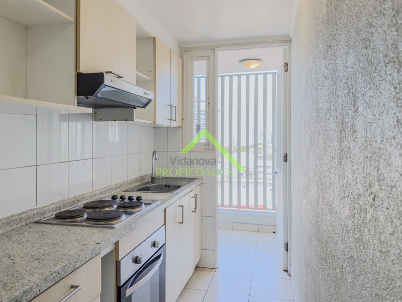 M. Hospitales/ 2D/ 2B/ Estacionamiento y Bodega