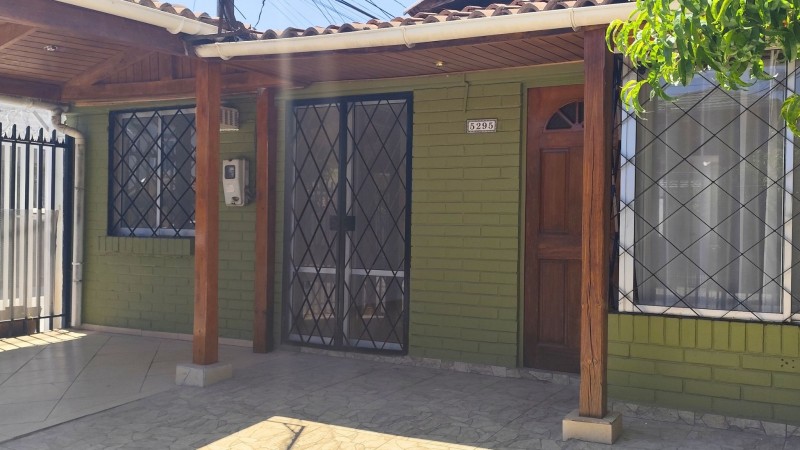 Hermosa y Cómoda Casa en Maipú- Villa Parque Versalles 76 M2