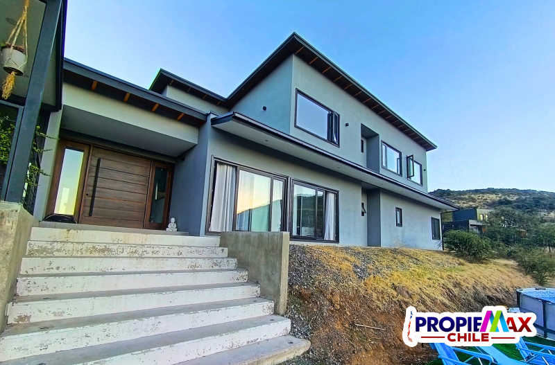 HERMOSA CASA EN EXCLUSIVO SECTOR ZAPALLAR, 5300 M2 TERRENO