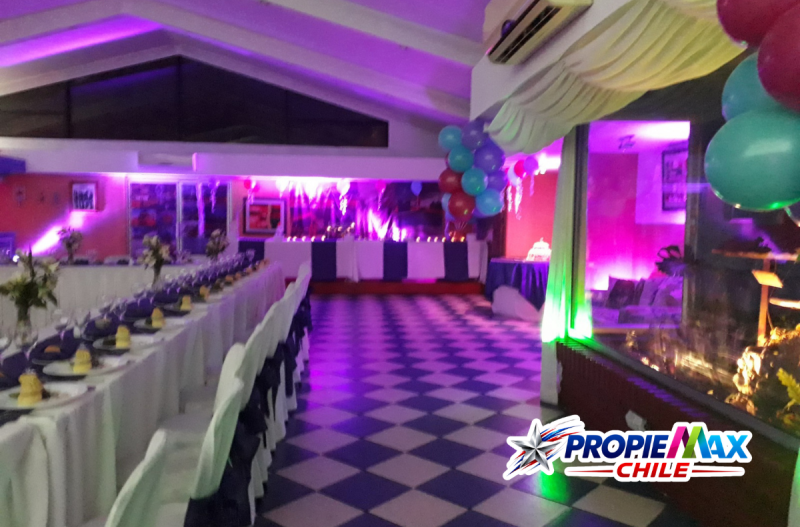 Casona Comercial Con Centro de Eventos en Funcionamiento