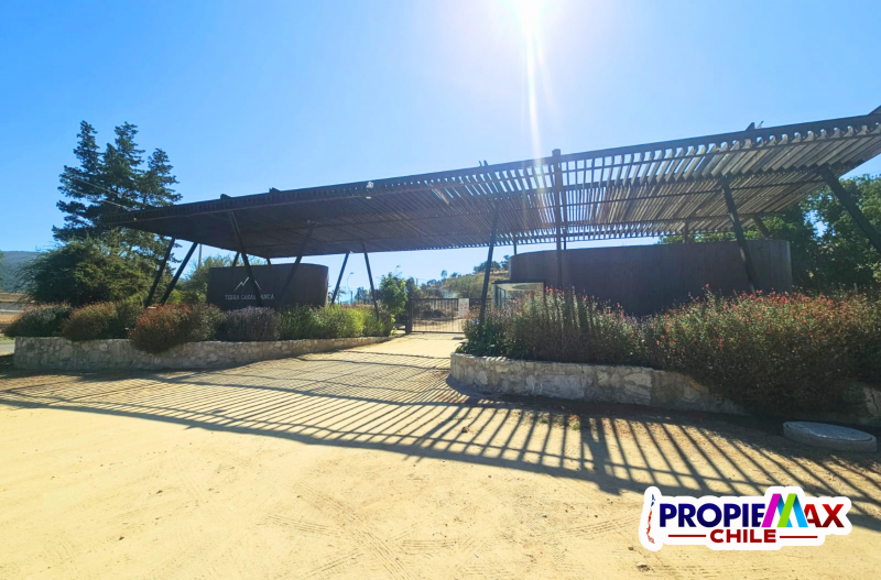 Vendemos Terreno 5000M2 en Condominio Terra Casablanca