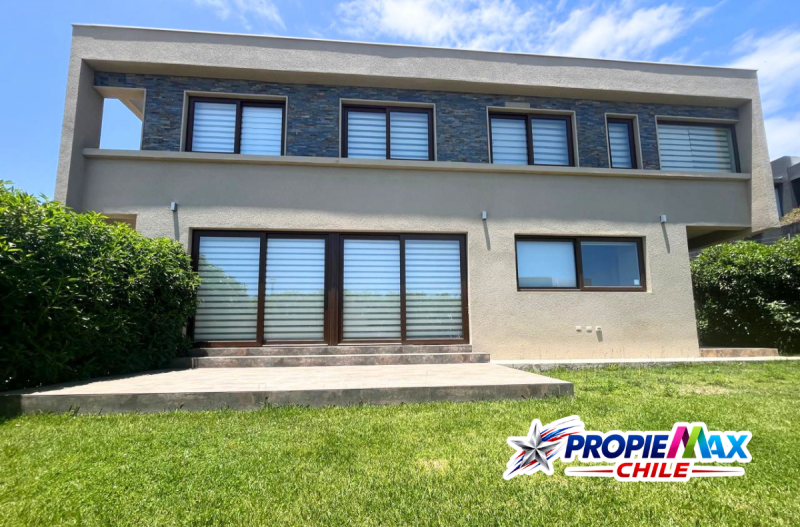 Exclusiva Casa en Pinares de Montemar | 5D 4B