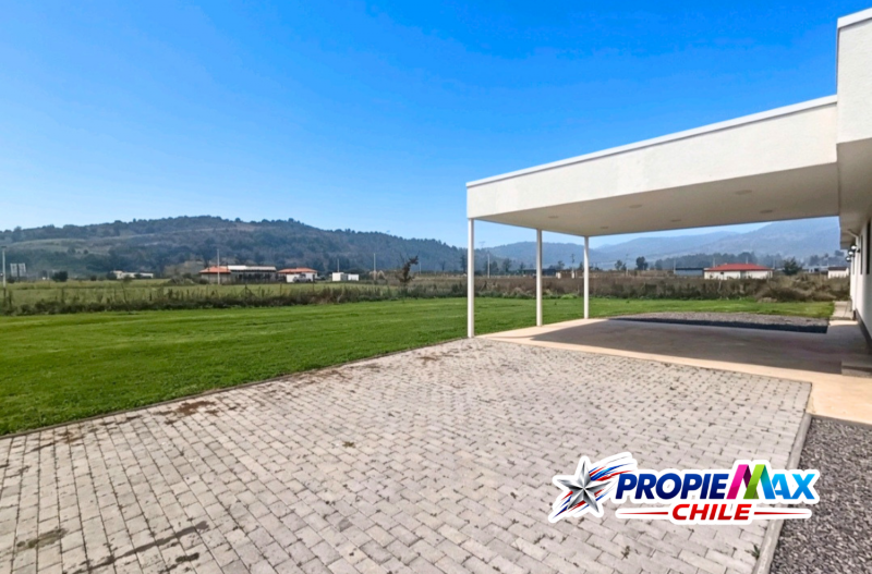Hermosa Casa Mediterránea en Exclusivo Sector Zapallar