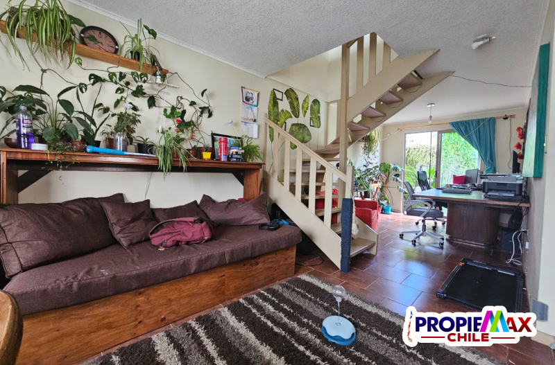 Amplia Casa en Villa Valles de Talca, Comodidad y Espacio