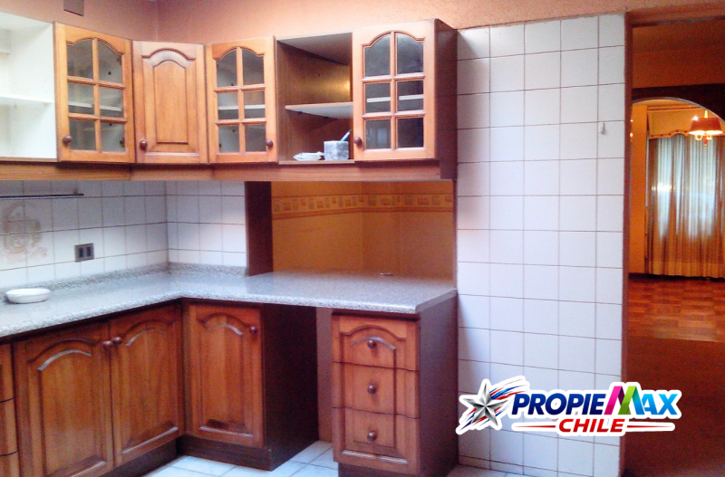 Casa Habitación Con Amplios Espacios en Rahue 2