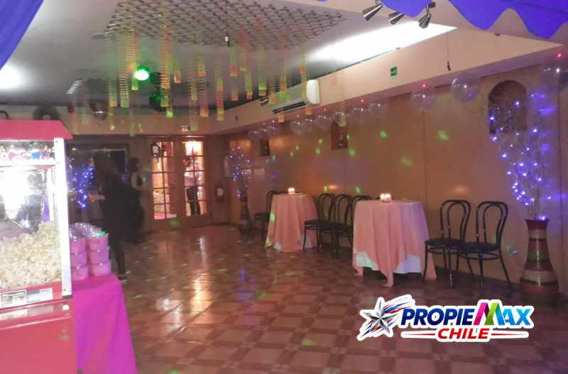 Casona Comercial Con Centro de Eventos en Funcionamiento