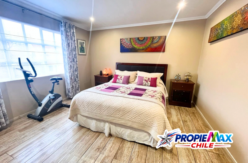 Amplia Casa Remodelada en Condominio de Lircay | 4D 3B