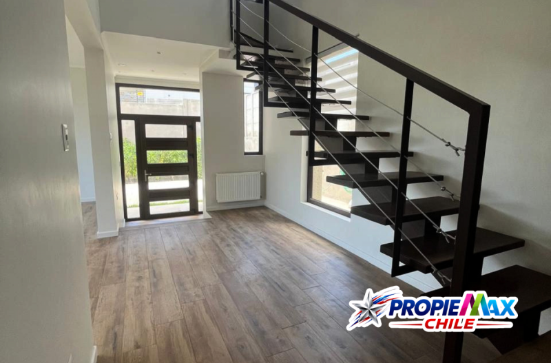Exclusiva Casa en Pinares de Montemar | 5D 4B