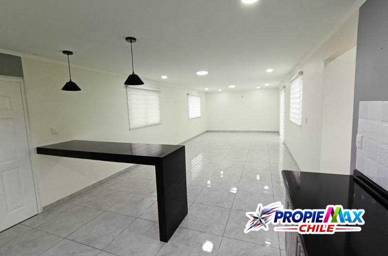 Hermosa Casa Mediterránea en Exclusivo Sector Zapallar