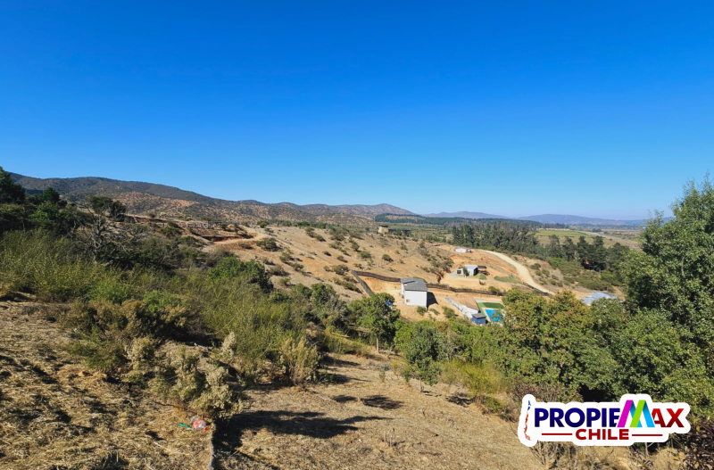 Vendemos Terreno 5000M2 en Condominio Terra Casablanca