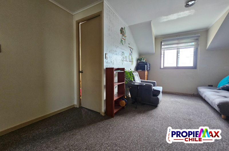 Amplia Casa en Villa Valles de Talca, Comodidad y Espacio