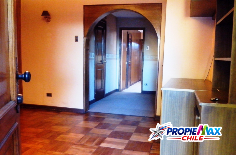 Casa Habitación Con Amplios Espacios en Rahue 2