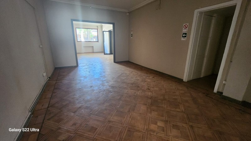 Se Arrienda Casa Comercial en Centro de Curico