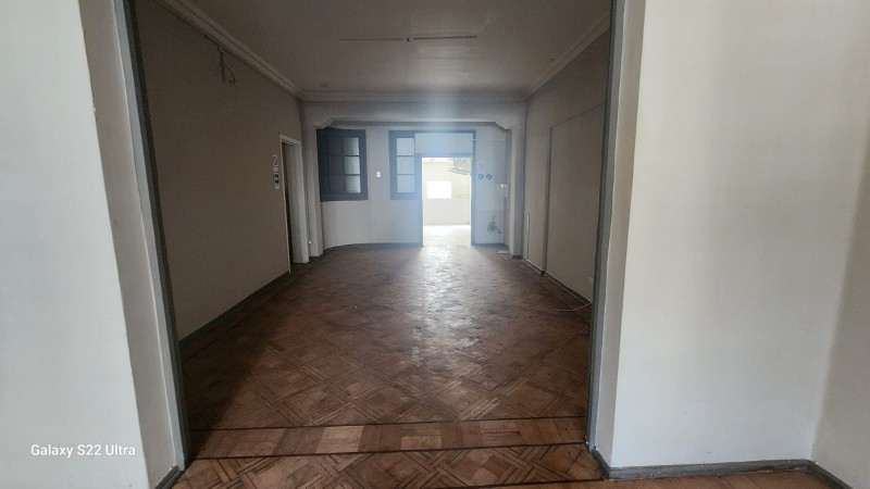 Se Arrienda Casa Comercial en Centro de Curico
