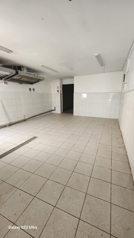 Se Arrienda Casa Comercial en Centro de Curico