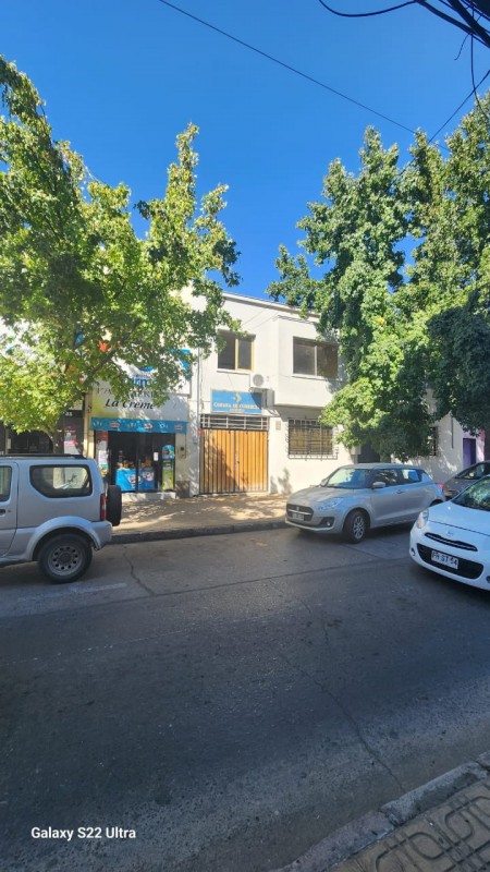 Se Arrienda Casa Comercial en Centro de Curico