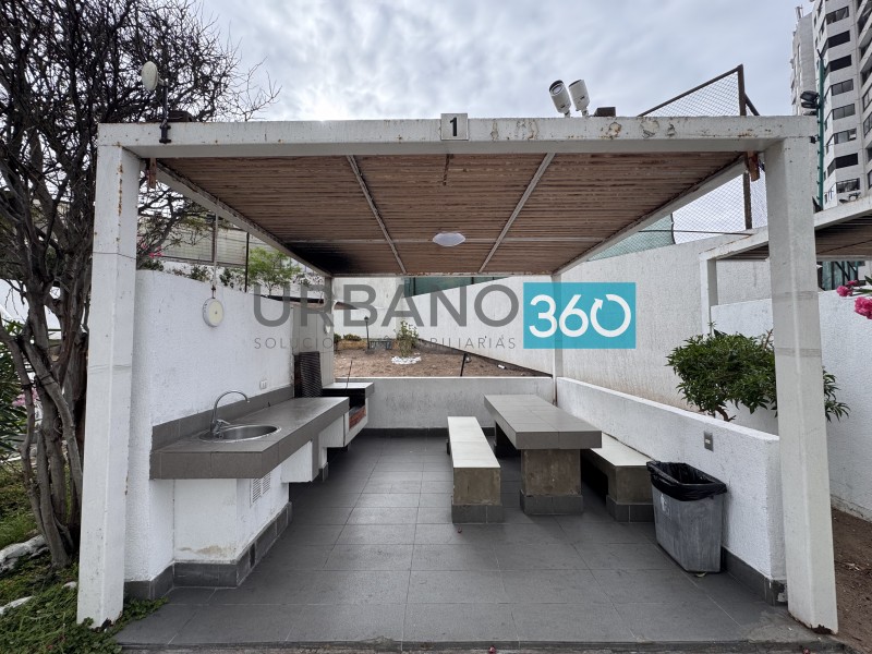 Arriendo Amplio y Hermoso Departamento Edificio Velamar