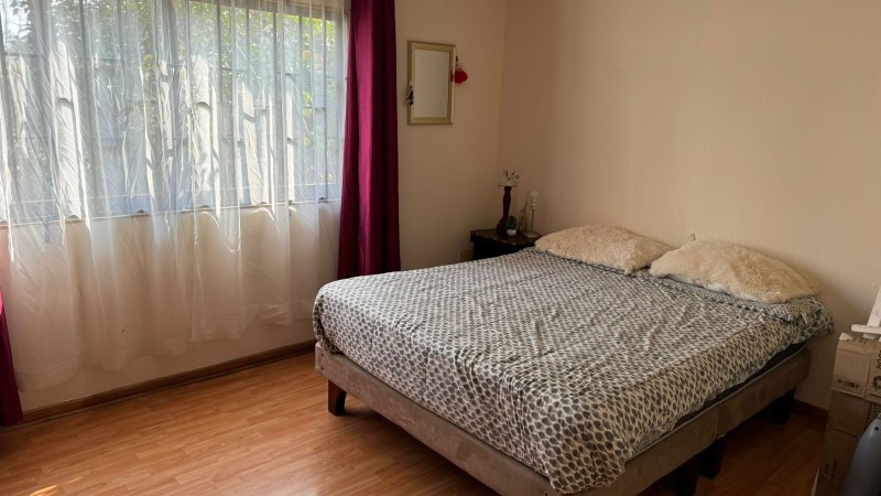 Amplia Casa en Gran Terreno, Belloto Sur