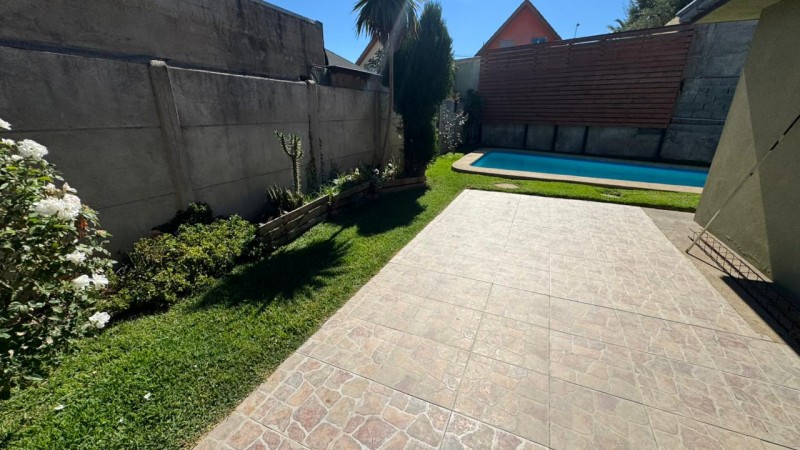 Casa Con Piscina, 1 Piso, Foresta el Carmen, Peñablanca