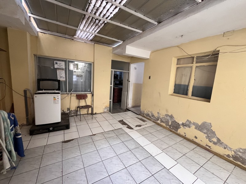 Casa en Venta, Ideal para Inversión, en Calle Talcahuano