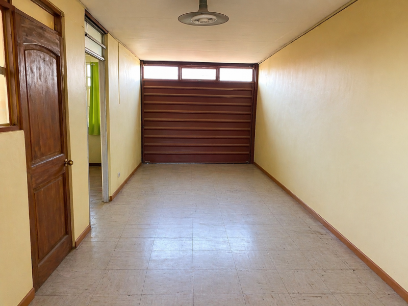 Casa en Venta en Calle Chacalluta, Sector Villa Azul
