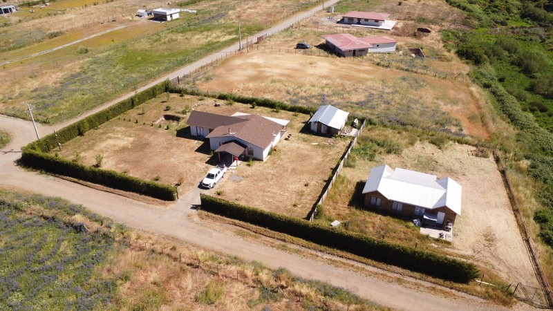 2 Casas A 6.6 Km de Parral Sector los Corrales