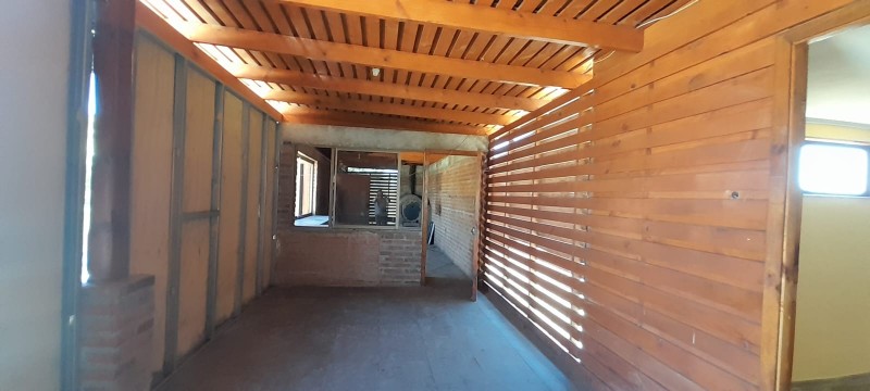 Casa Con Piscina en Copihue Comuna de Retiro