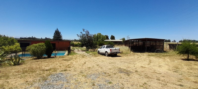 Casa Con Piscina en Copihue Comuna de Retiro
