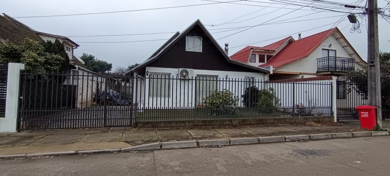 Se Vende Casa Buena Ubicacion A Pasos del Centro de Parral