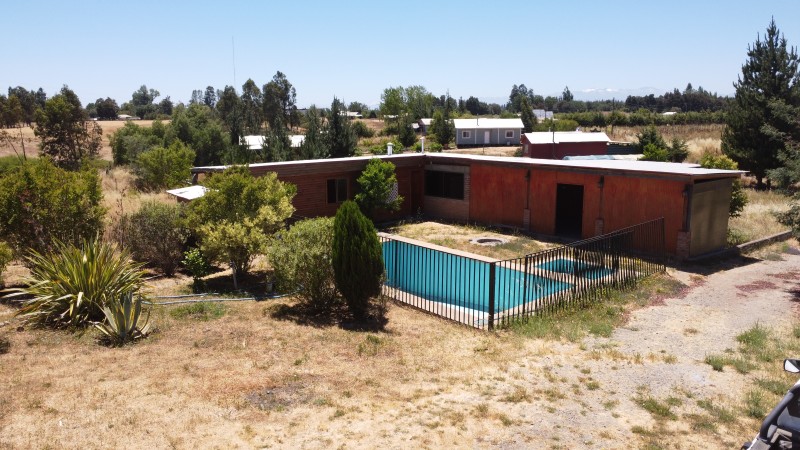 Casa Con Piscina en Copihue Comuna de Retiro