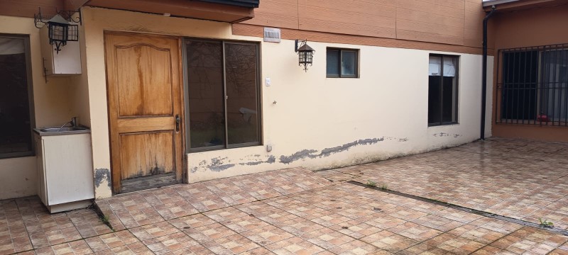 Se Vende Casa en Pleno Centro de Parral Calle Anibal Pinto