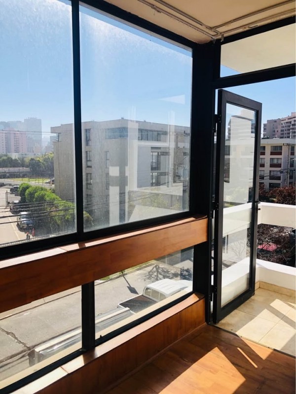 Se Arrienda Depto. 3° Piso Avda San Martín Viña del Mar